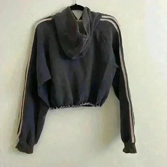 Adidas Custom Vintage Sweatshirt - Picture 4 of 9